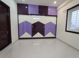 Team Area in 2 BHK Apartment at Kondapur – for Rent
