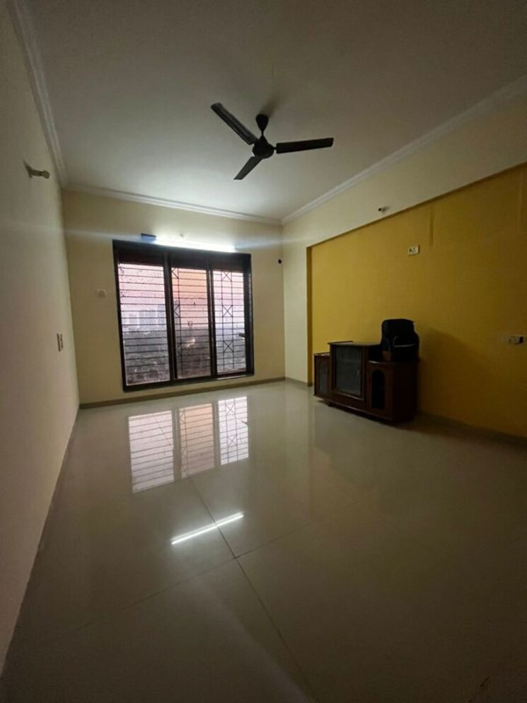 Room, sanpada sector 11 3 Bedroom 1600 Sq.Ft. Apartment In Sanpada Sector 11 Navi Mumbai 9729264