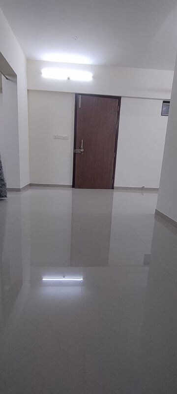 Furnished Amenities in 1 BHK Apartment at City View Apartments, Lower Parel – for Sale