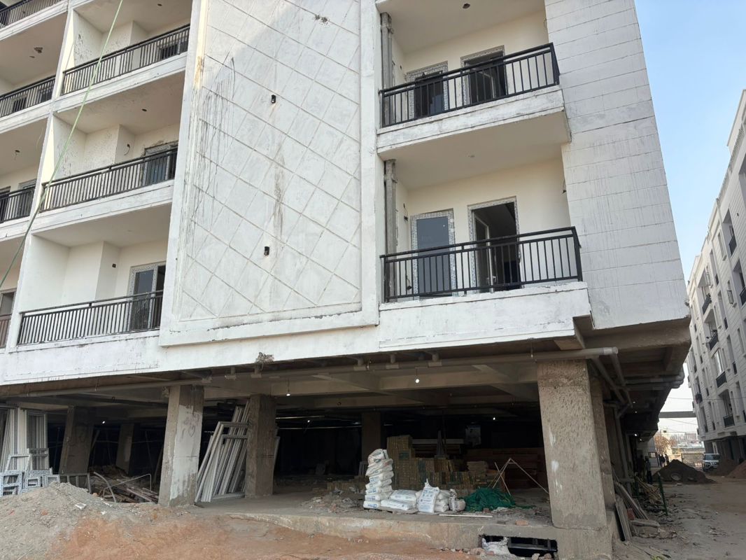 2 BHK Apartment For Rent in Noida Extension