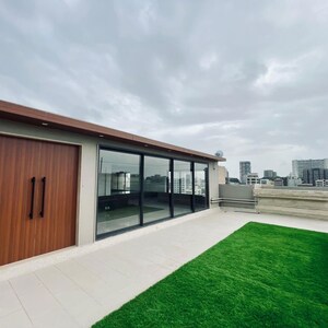 2 BHK Apartment – Garden View at Sankalp Apartment Bandra West, St. Peters Colony - for Rent