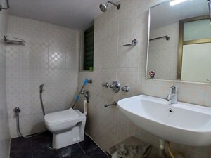 Bathroom in 1 BHK Apartment at Shamik Elanza Santacruz, Vakola – for Rent