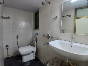 Bathroom in 1 BHK Apartment at Shamik Elanza Santacruz, Vakola – for Rent