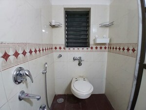 Bathroom in 1 BHK Apartment at Shamik Elanza Santacruz, Vakola – for Rent