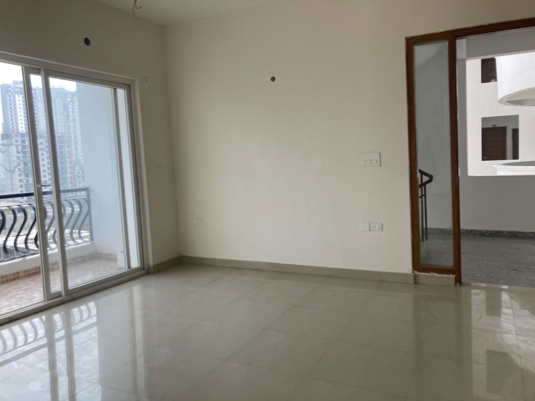 3 BHK + Servant Room Apartment For Sale in Sector 150
