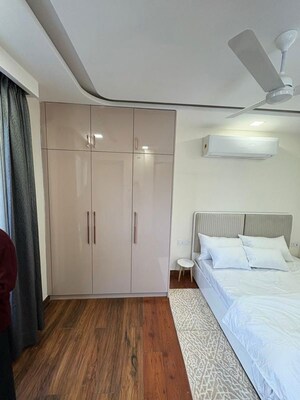 Bathroom in Studio Builder Floor at Sector 31 – for Rent