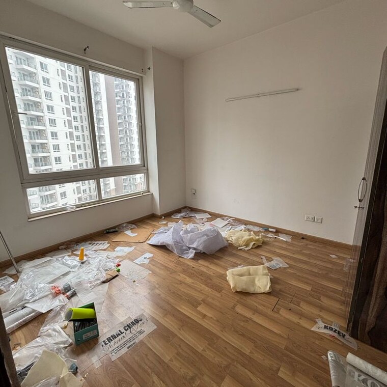 Room, puri-emerald-bay 2 Bedroom 1550 Sq.Ft. Apartment In Dhanwapur Gurgaon 9729337