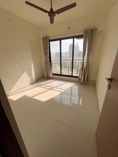 1 BHK Apartment For Sale in Oxford Navrang Crystal