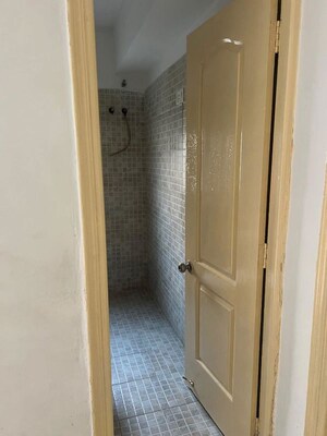 Building Lobby in 3 BHK Apartment at Paras Tierea, Sector 137 – for Rent