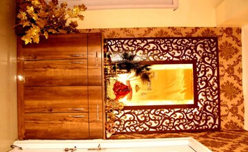 Furnished Amenities in 3 BHK Apartment at Ansal API Celebrity Gardens, Sushant Golf City – for Rent