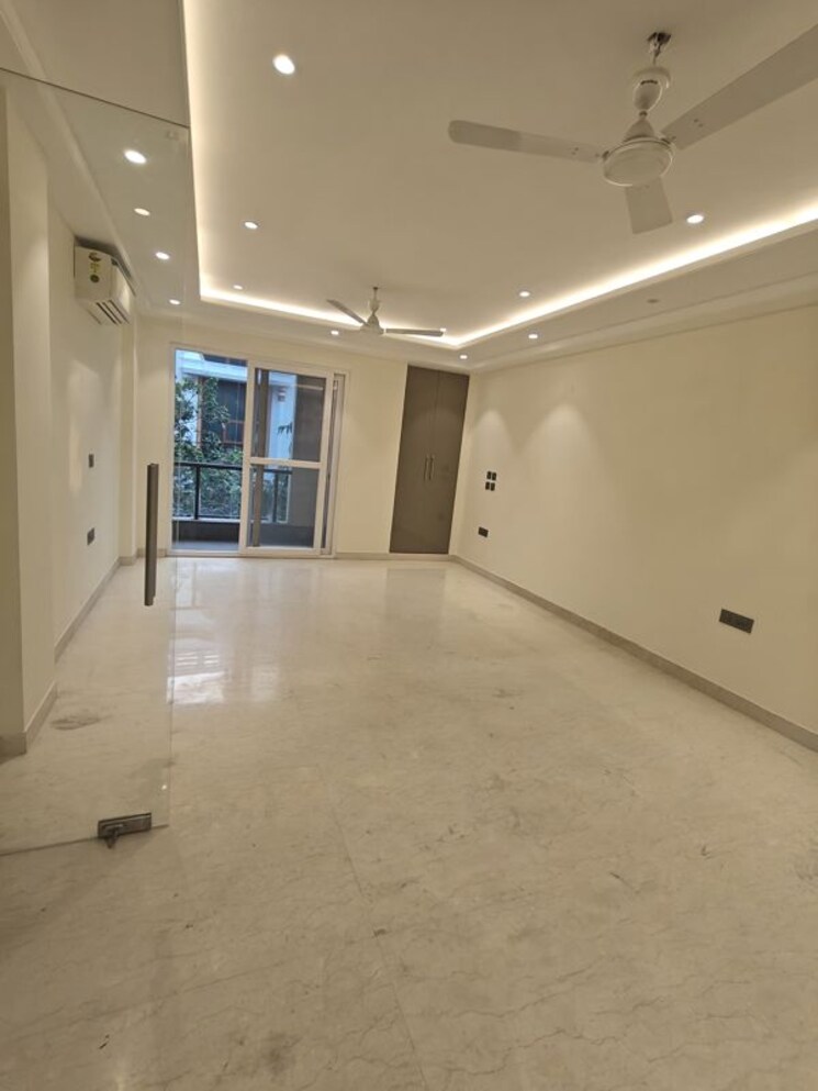 Room, greater kailash i 3 Bedroom 1850 Sq.Ft. Apartment In Greater Kailash I Delhi 9729367