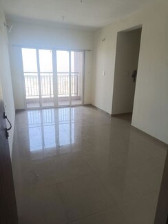 2 BHK Apartment For Sale in Kolte Patil Life Republic