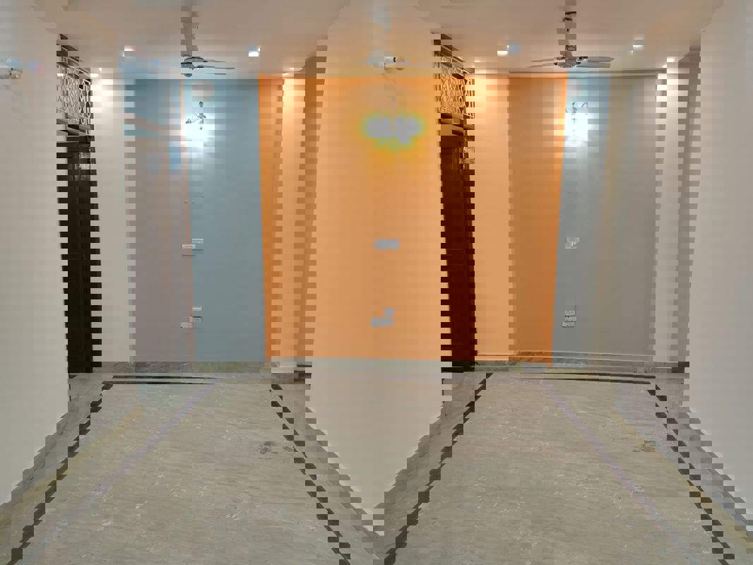 2 BHK + Pooja Room,Study Room,Extra Room Apartment For Rent in B Block Panchsheel Vihar 