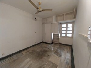 Room in 2 BHK Apartment at Khirki Extension – for Rent