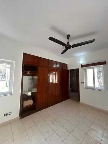 Room in 2 BHK Apartment at Khirki Extension – for Rent