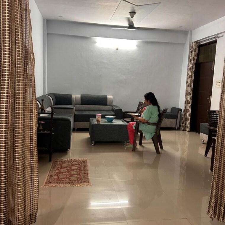 Team Area, gomti nagar Pg For Girls In Gomti Nagar 9729393