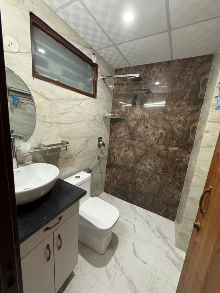 Bathroom, ardee-city 2 Bedroom 1100 Sq.Ft. Apartment In Sector 52 Gurgaon 9729412