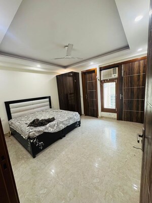 Bedroom in 2 BHK Builder Floor at Ardee Mall, Sector 52 – for Rent