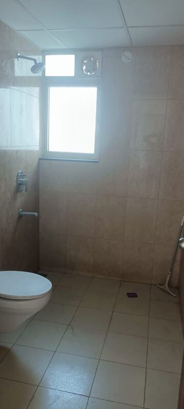 Bathroom in 2 BHK Apartment at Maple Heights, Sector 43 – for Rent