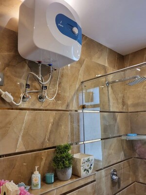 Furnished Amenities in 3 BHK Builder Floor at Green Wood City, Sector 45 – for Rent