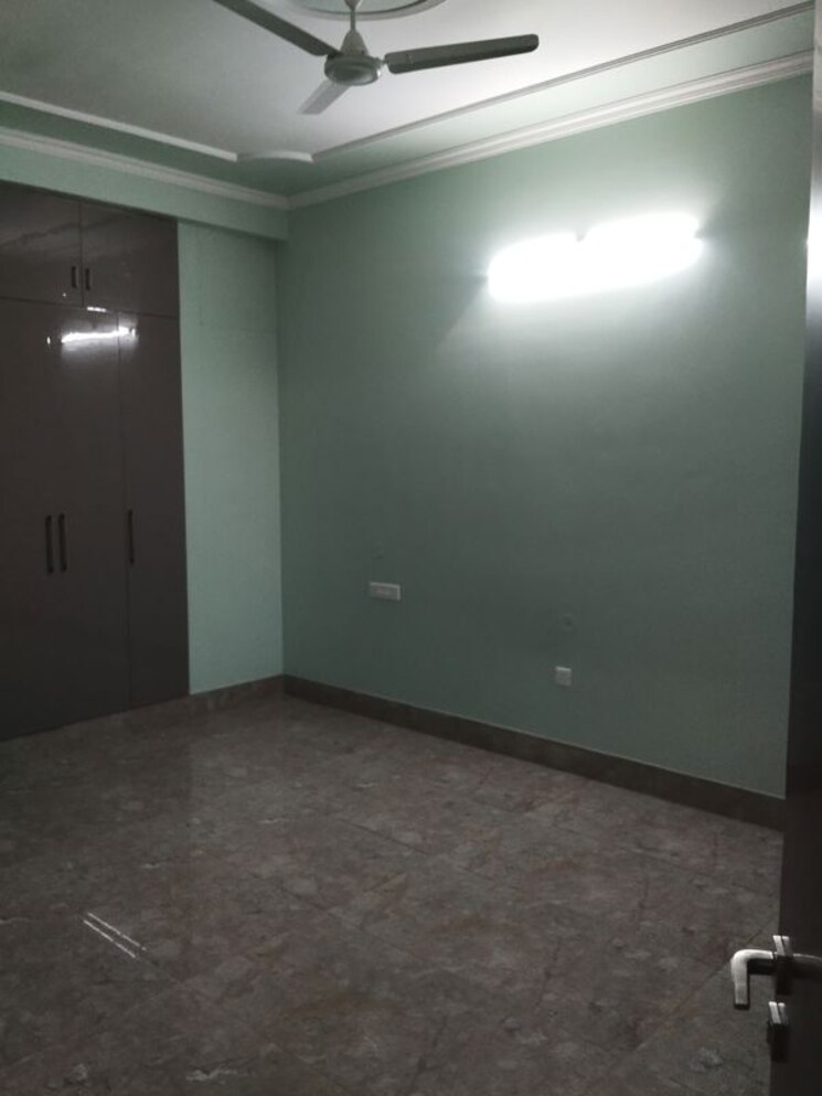 Room, gomti nagar 4 Bedroom 3250 Sq.Ft. Independent House In Gomti Nagar Lucknow 9729451