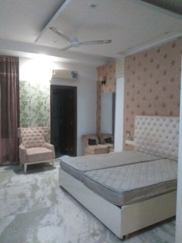 Bedroom in 3 BHK Builder Floor at East Patel Nagar – for Rent