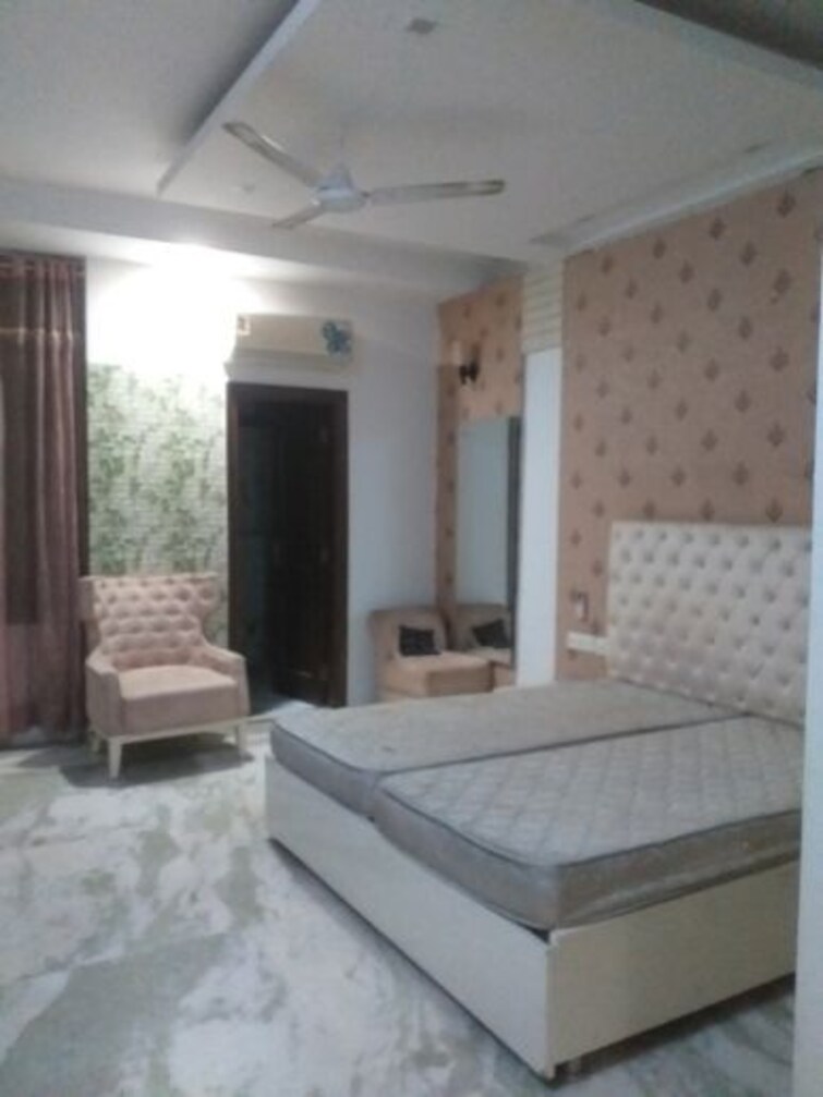 Bedroom, east patel nagar 3 Bedroom 1780 Sq.Ft. Builder Floor In East Patel Nagar Delhi 9729489