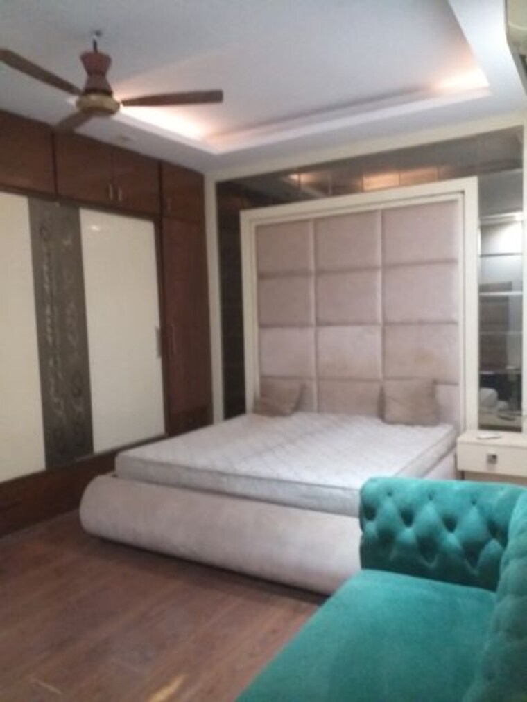 Bedroom, east patel nagar 3 Bedroom 1780 Sq.Ft. Builder Floor In East Patel Nagar Delhi 9729489