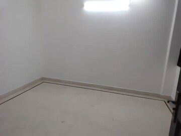 3 BHK Builder Floor For Rent in Sarvapriya Vihar