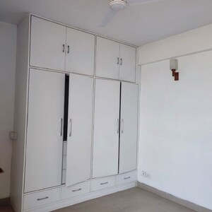 Room in 2 BHK Apartment at Emaar Emerald Estate, Sector 65 – for Rent