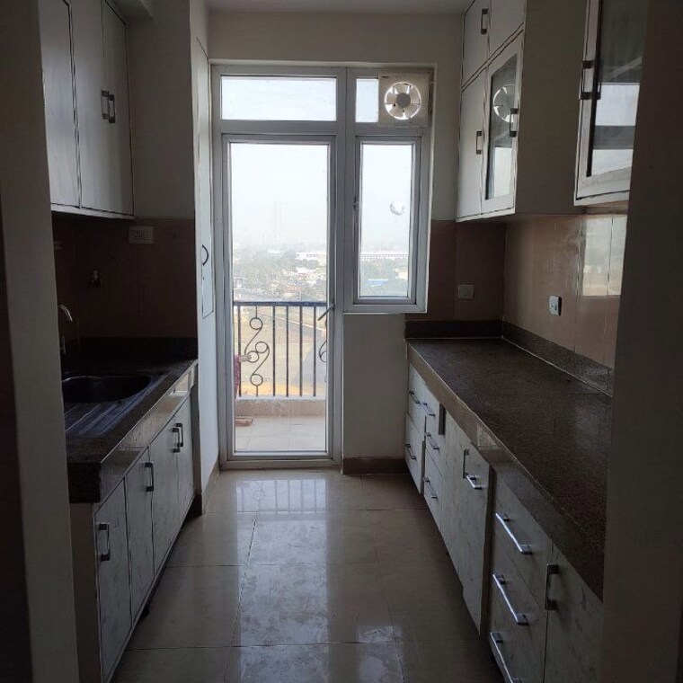 Kitchen, emaar-emerald-estate 2 Bedroom 1020 Sq.Ft. Apartment In Sector 65 Gurgaon 9726997