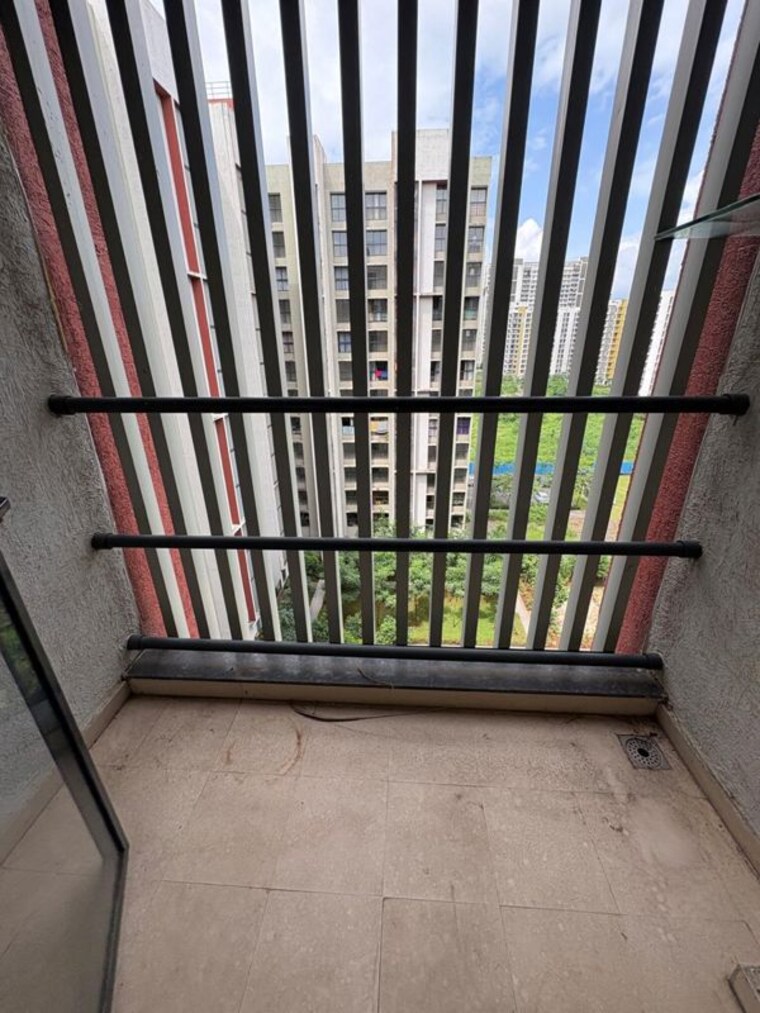 Balcony, lodha-palava-florea-a-to-d 2 Bedroom 553 Sq.Ft. Apartment In Taloja Bypass Road Thane 9729513