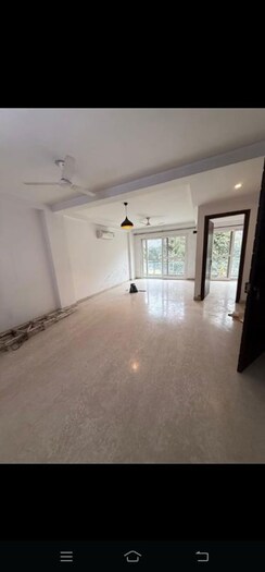 3 BHK + Pooja Room,Servant Room Builder Floor For Rent in Saket