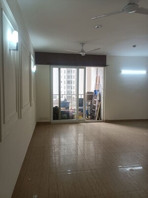 Room in 3 BHK Apartment at The 3C Lotus Panache, Sector 110 – for Rent