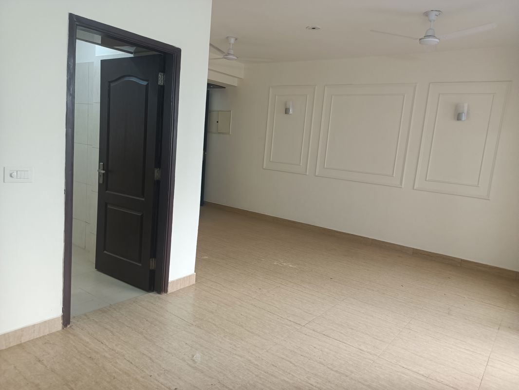 3 BHK + Servant Room Apartment For Rent in The 3C Lotus Panache