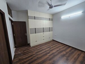 3 BHK Apartment For Rent in Smart World Orchard, Sector 61