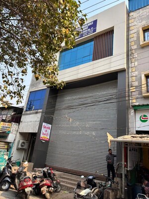  Showroom For Rent in New Rajendra Nagar