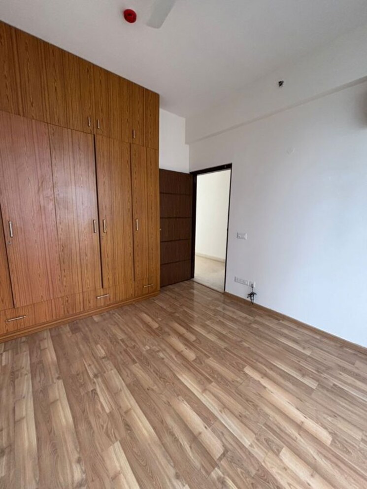 Room, puri-emerald-bay 2 Bedroom 1550 Sq.Ft. Apartment In Dhanwapur Gurgaon 9729583