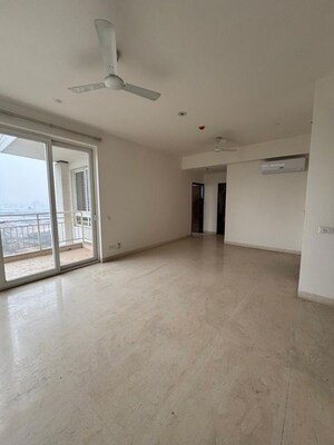 2 BHK Apartment For Rent in Puri Emerald Bay, Dhanwapur