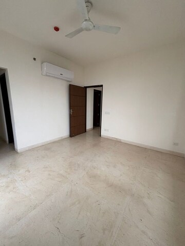 Room in 2 BHK Apartment at Puri Emerald Bay, Dhanwapur – for Rent