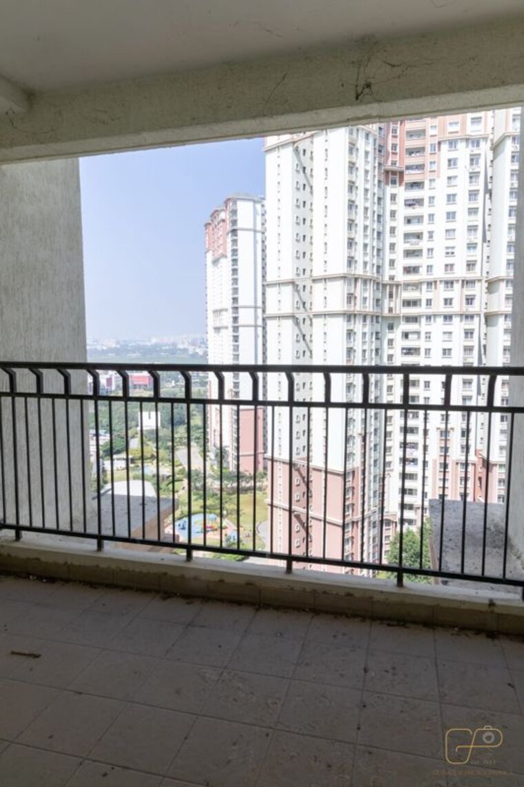 Balcony, prestige-lakeside-habitat 3 Bedroom 2321 Sq.Ft. Apartment In Varthur Bangalore 9729588