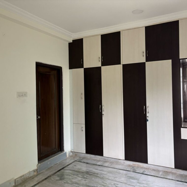 Room, jubilee hills 6+ Bedroom 8000 Sq.Ft. Independent House In Jubilee Hills Hyderabad 9729596
