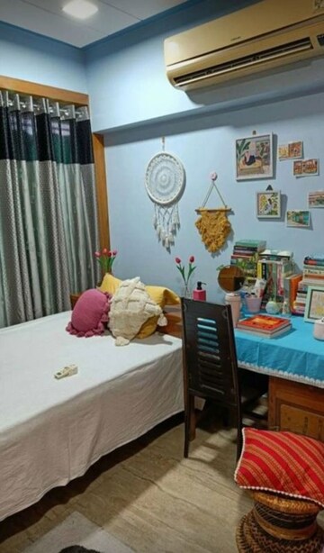 Room in  Pg at Vineet Khand – for Rent