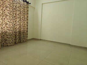 Room in 2.5 BHK Apartment at GK Rose County, Pimple Saudagar – for Rent