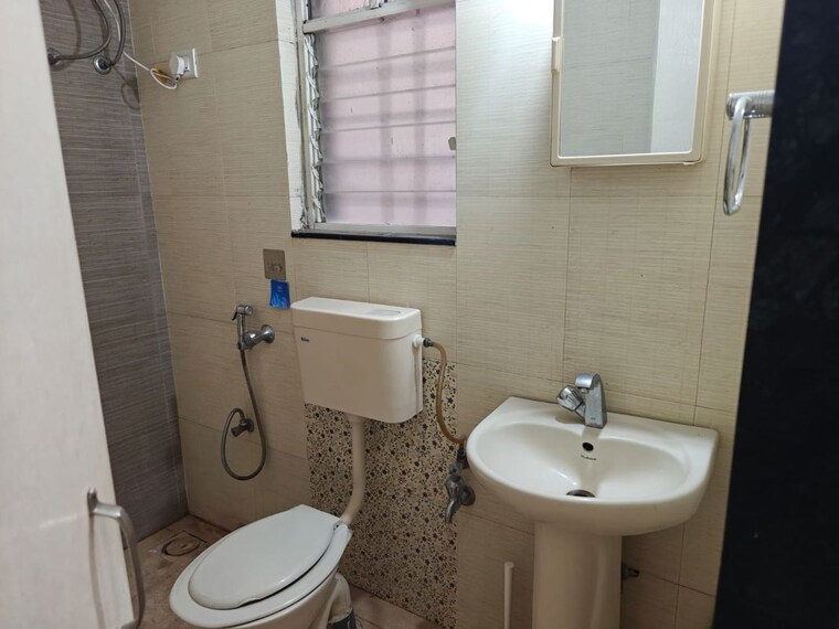 Bathroom, gk-rose-county 2.5 Bedroom 1350 Sq.Ft. Apartment In Pimple Saudagar Pune 9729660