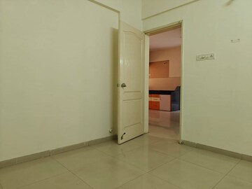 Room in 2.5 BHK Apartment at GK Rose County, Pimple Saudagar – for Rent