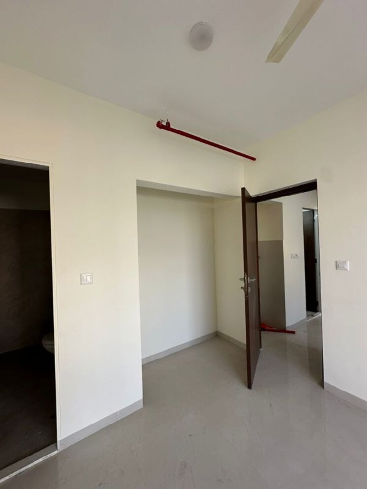 Room, veer-signature 1 Bedroom 500 Sq.Ft. Apartment In Andheri West Mumbai 9729663