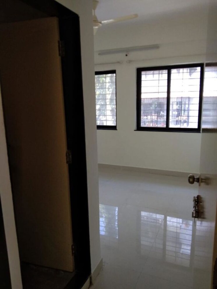 Room, ganeshnagar-chs 2 Bedroom 800 Sq.Ft. Apartment In Kothrud Pune 9729628