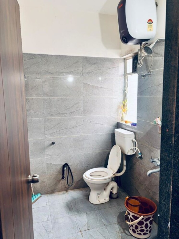 Bathroom, vishal-leela-residency 2 Bedroom 1000 Sq.Ft. Apartment In Kharadi Pune 9729667