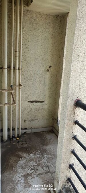 Staircase in 1 BHK Apartment at Rashmi Star City, Naigaon East – for Rent